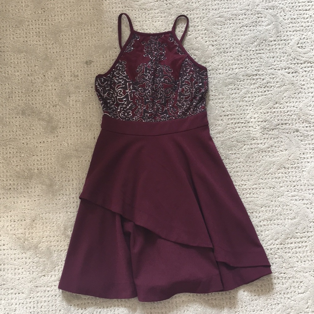 Halter style maroon dress. EUC